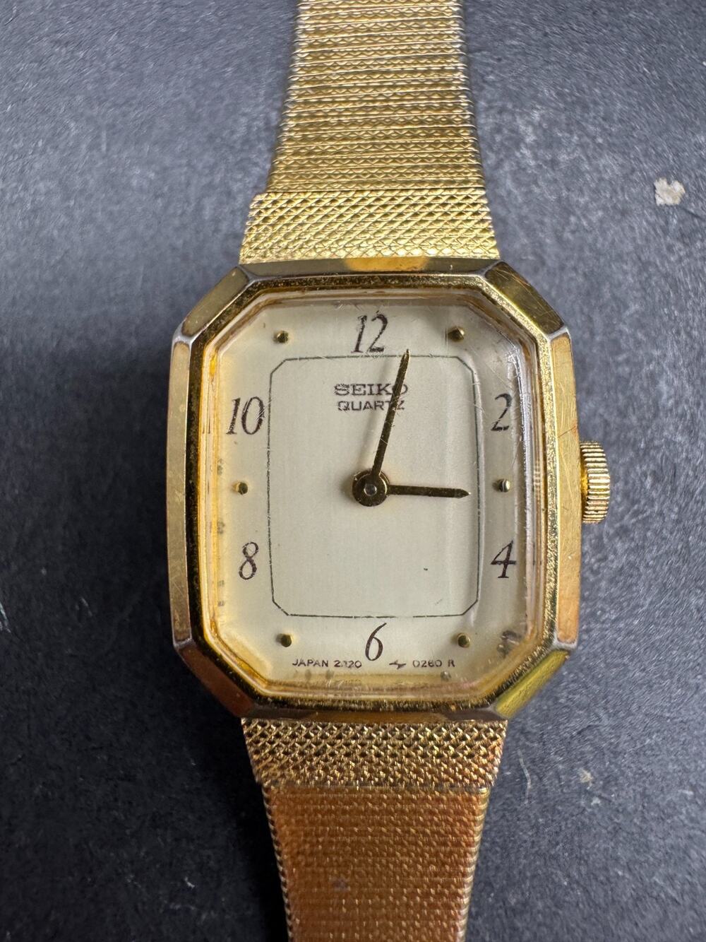 Vintage Seiko 2B20-5019 Ladies Tank Quartz Watch Gold Tone Slim Band